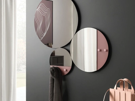 Specchio con dettagli in laccato opaco LIme di Orme