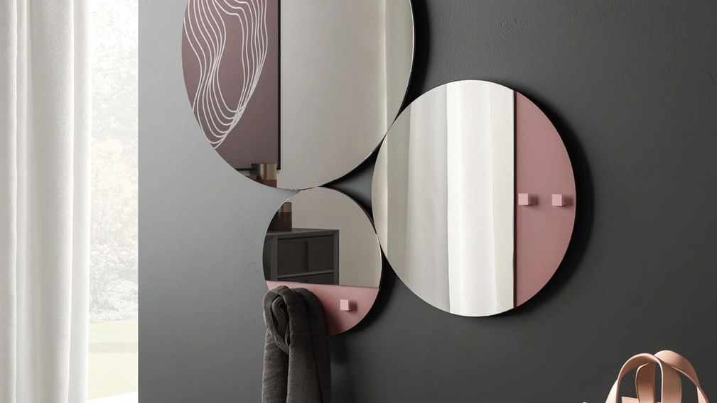 Specchio con dettagli in laccato opaco LIme di Orme