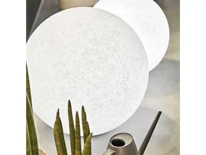 Lampada da esterno Doris in materiale plastico grigio melange effetto granito di Ideal Lux