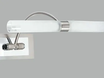 Lampada Q1 in metallo cromato e diffusore in vetro satinato di Faneurope