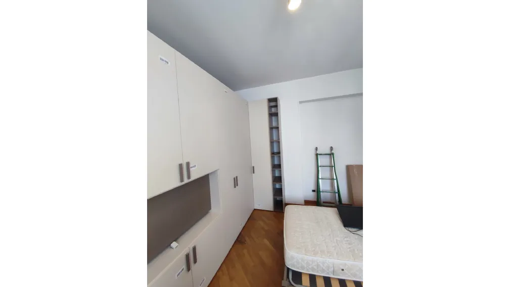 Armadio su Misura Sotto Trave: L’Eccellenza Sartoriale di VivaCasa a Nettuno