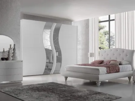 Armadio con ante scorrevoli bianco frassinato con specchi decorati Maxi Esse di Cecchini Italia