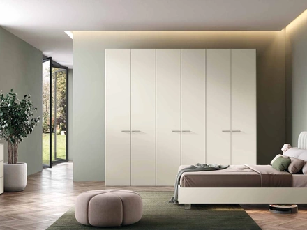 Armadio battente Vip 104 di Cecchini Italia