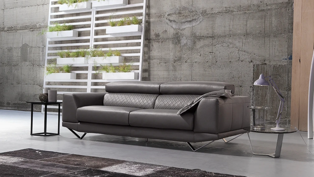 Divano lineare Charme di Delta Salotti