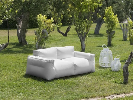 Divano in tessuto imbottito Tribù di Delta Salotti