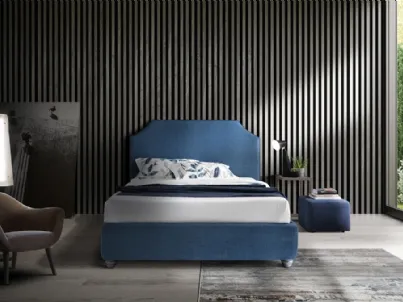 Letto in tessuto blu con testiera sagomata Austin di Artigianaletti