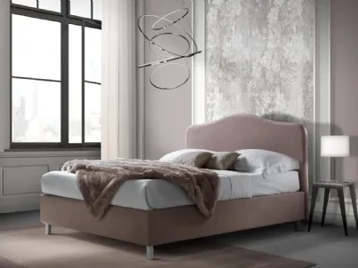 Letto in tessuto con testiera sagomata Lipari di Artigianaletti