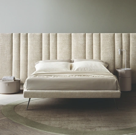 Letto Galassia in tessuto imbottito di San Lorenzo