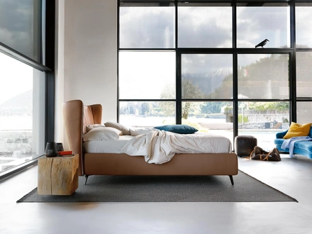 Letto in ecopelle con testiera curva Leonte di Noctis