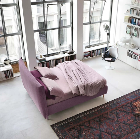 Letto moderno in tessuto imbottito Osaka di Noctis