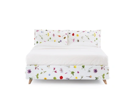 Letto in tessuto a fiori con contenitore So Wild di Noctis