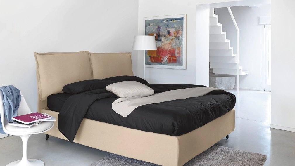 Letto imbottito Vera di Noctis