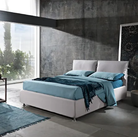 Letto con testiera composta da 2 grandi guanciali poggiatesta in tessuto imbottito Viola di Artigianaletti