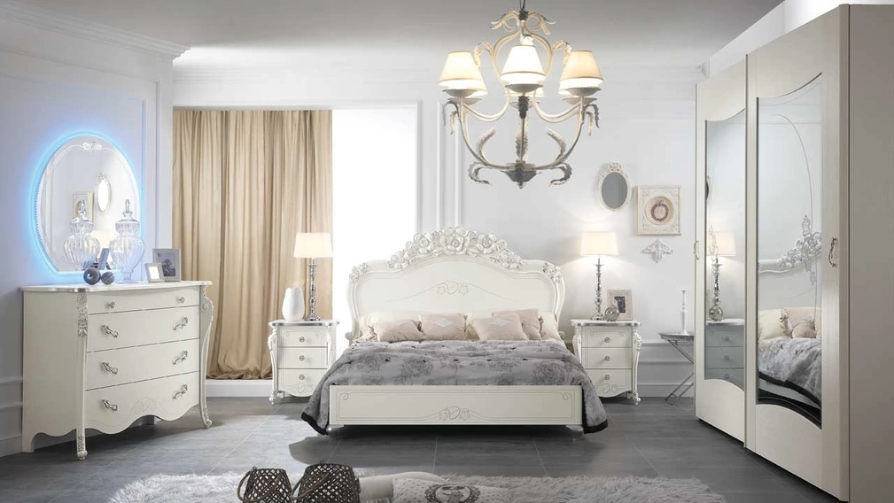 Letto Viola Frassino Bianco con testiera intagliata di Mobil Più