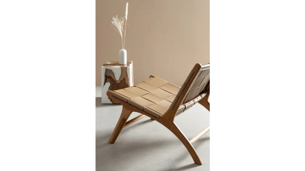 Poltroncina Lounge in pelle e teak Joanna di Bizzotto