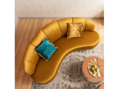 Divano dalla forma curva con schienale semicircolare Dschinn Amber di Kare Design