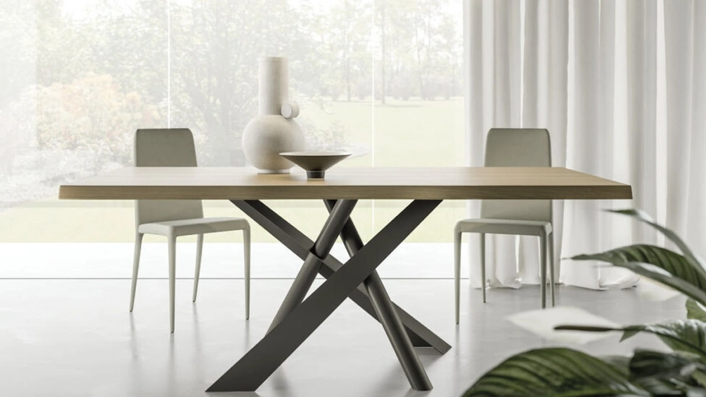 Tavolo Diago in impiallacciato rovere di Orme