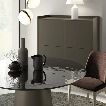 Tavolo rotondo Koni con top in Vetro martellato di Orme