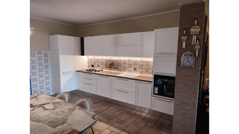 Tradizione Rinnovata: Il Fascino del Casale a Roccagorga tra Design e Funzionalità