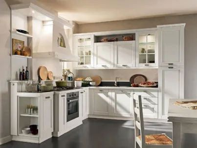 Cucina Classica ad angolo Epoca 05 in Frassino Bianco di Astra