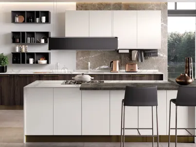 Cucina Moderna con isola Futura in melaminico finitura Seta Bianco opaco e Rovere scuro di Evo Cucine