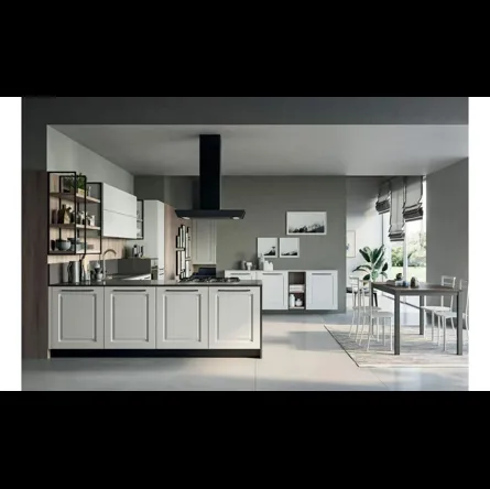 Cucina Maya con penisola Composizione 03 in legno laccato di Prima Cucine