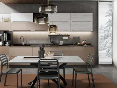 Cucina su misura Carima finitura Tortora scuro lucido e Rovere Bianco rustico di Evo Cucine