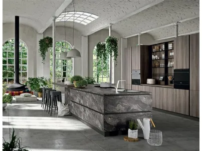 Cucina in legno di eucalipto scuro Industrial Kitchen di Astra