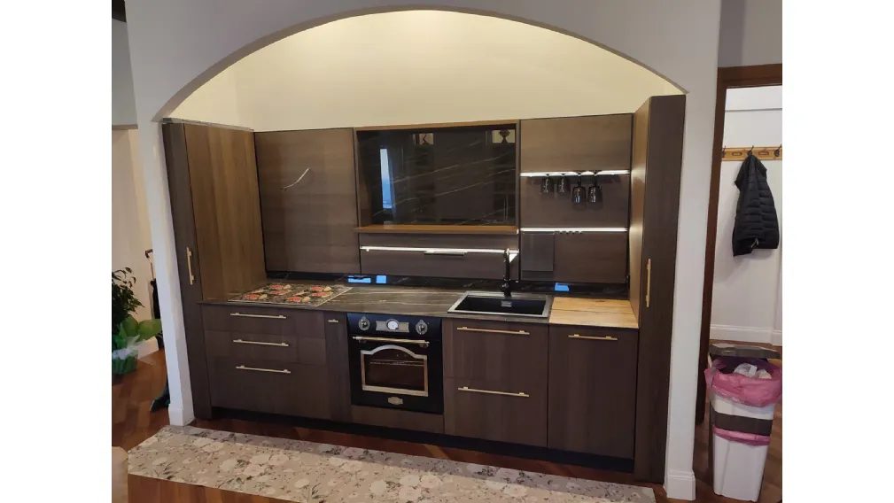 Eleganza su Misura: Falegnameria e Design in un Appartamento nel centro storico di Latina
