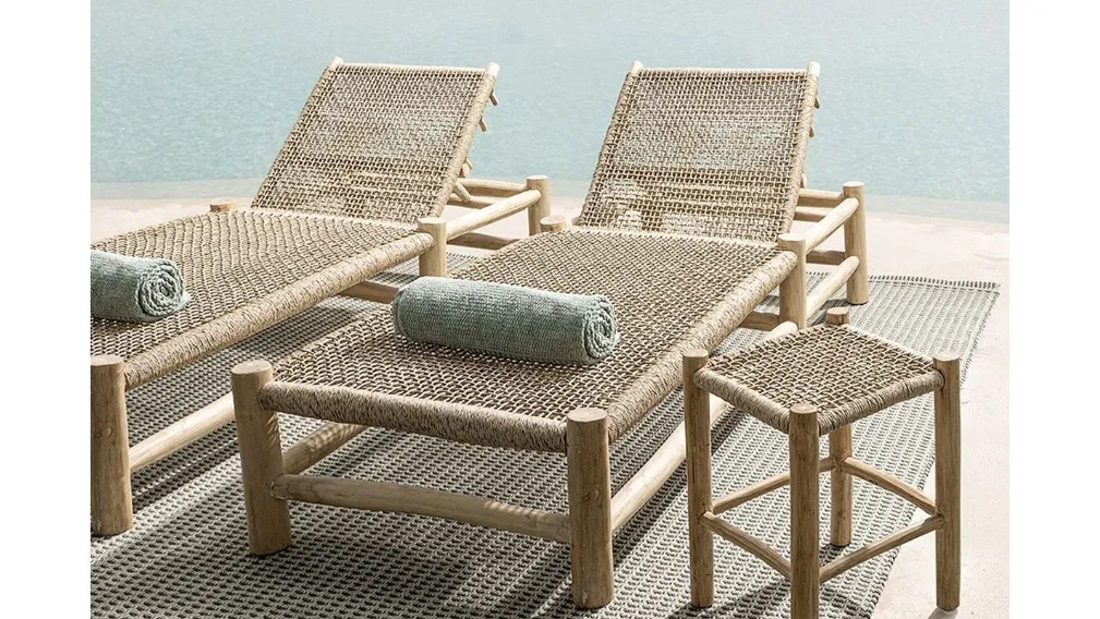 Lettino e Sgabello in fibra sintetica e legno Lampok di Bizzotto