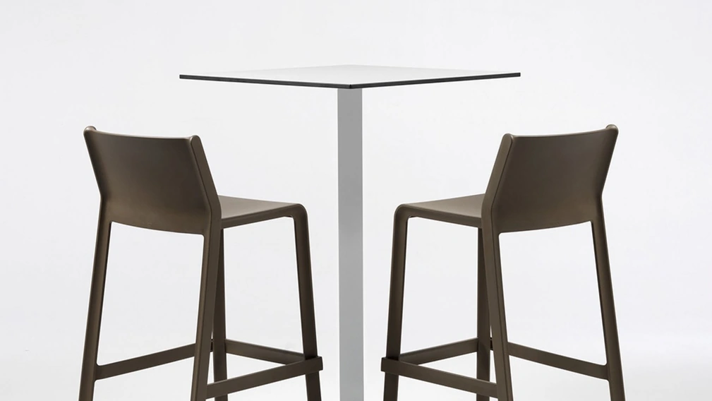 Sgabello per esterni in polipropilene Trill Stool di Nardi