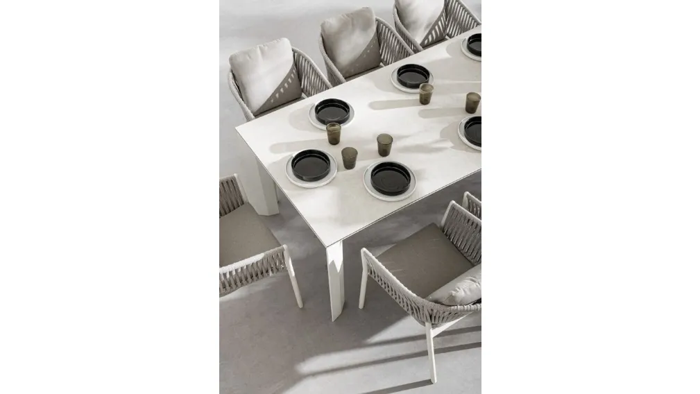 Tavolo Otavio in ceramica di Bizzotto