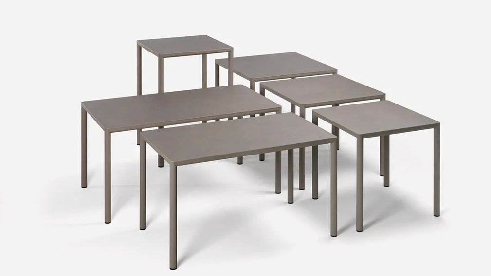 Tavoli da esterno Piave, disponibili in varie misure in HPL di Nardi
